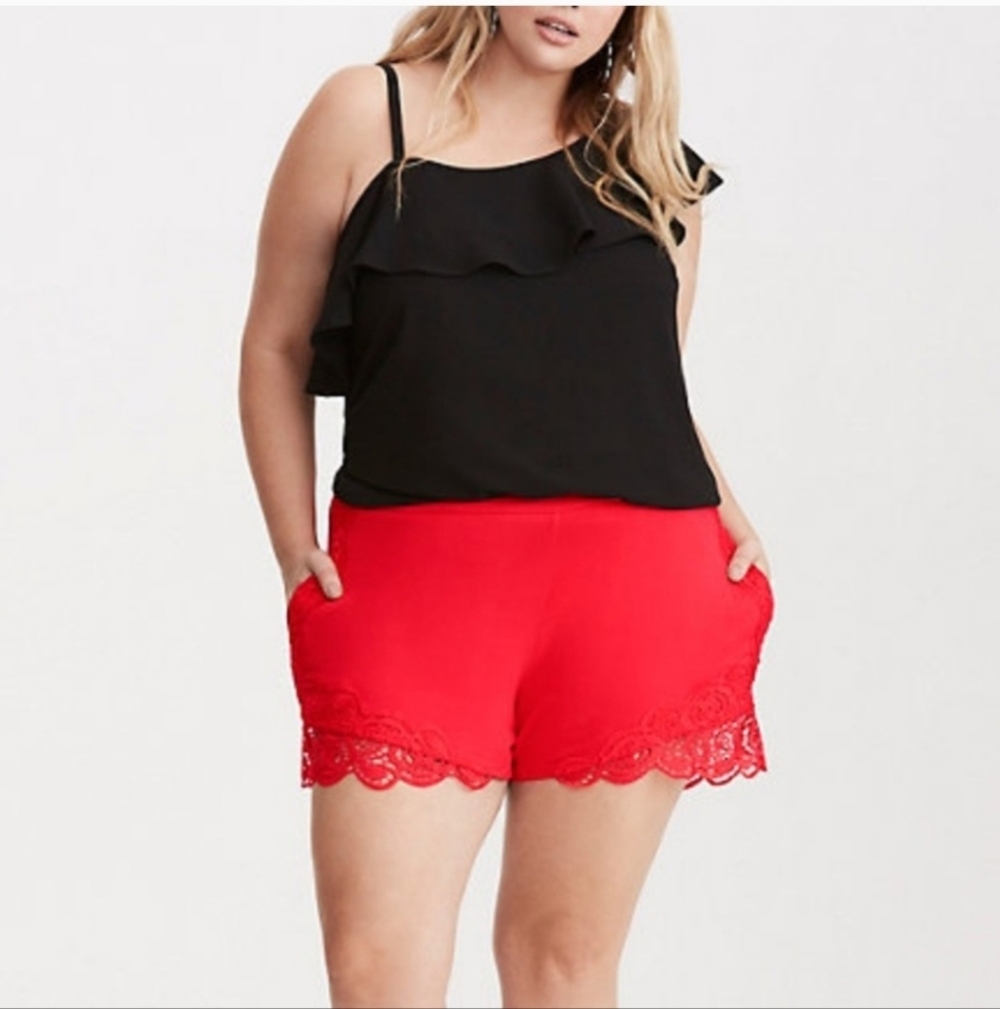 Torrid Zipper Back Coral Lace Trim Shorts 20